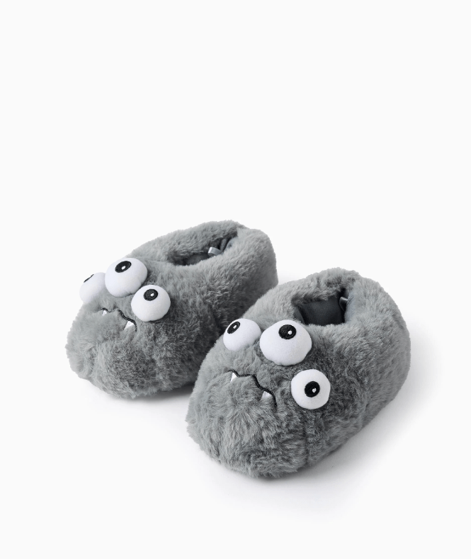 Zapatilla de casa de peluche monstruo gris